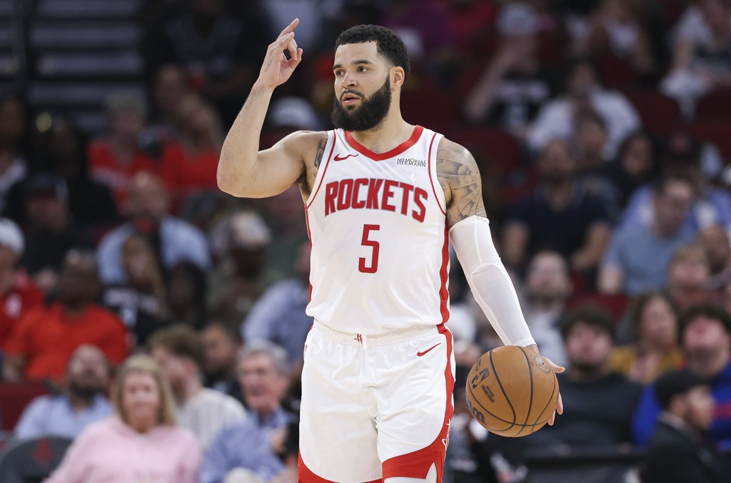 1千万只能用1百万火箭申请伤病特例 但被硬工资帽卡脖子