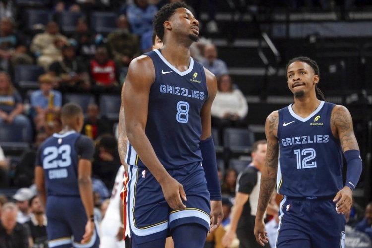 美记：灰熊有望凭借莫兰特+JJJ+科沃德稳住阵脚 等待伤员回归